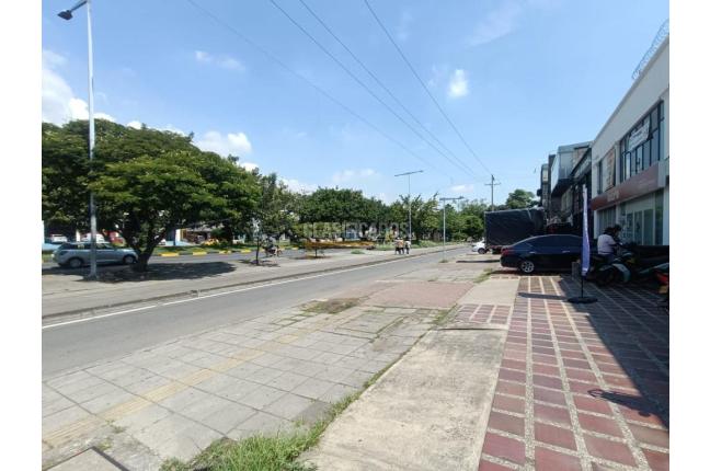 Locales y Bodegas, Alquiler, Prados del Norte - $4.300.000