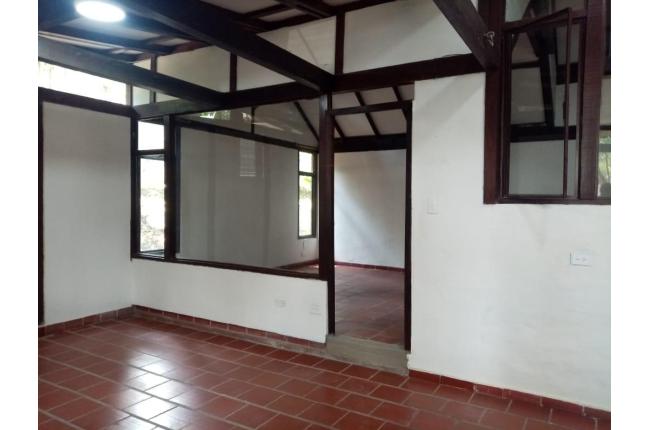 Casas, Alquiler, Dapa - $2.800.000