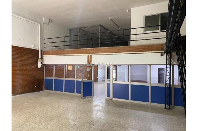 Locales y Bodegas, Alquiler, Obrero - $6.900.000