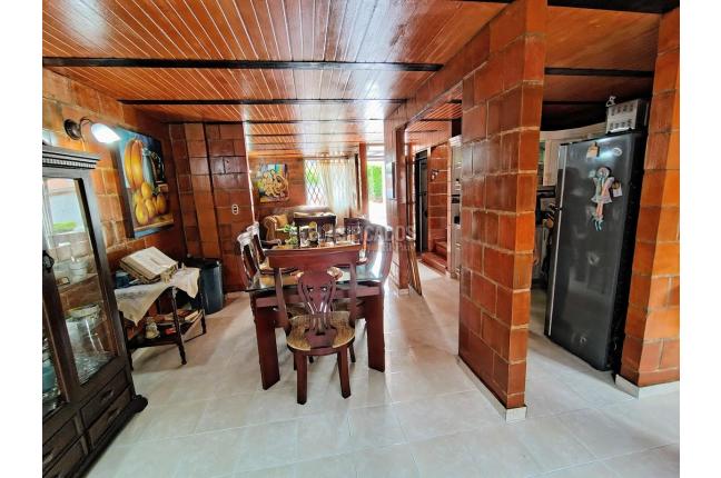 Casas, Venta, Ginebra - $280.000.000