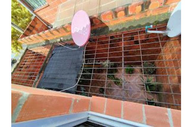 Casas, Venta, Ginebra - $280.000.000