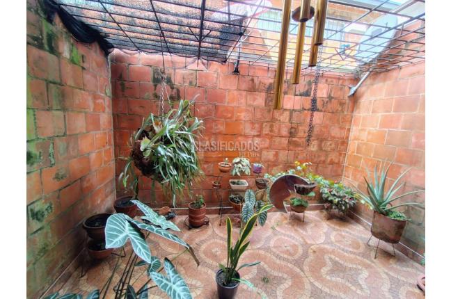 Casas, Venta, Ginebra - $280.000.000