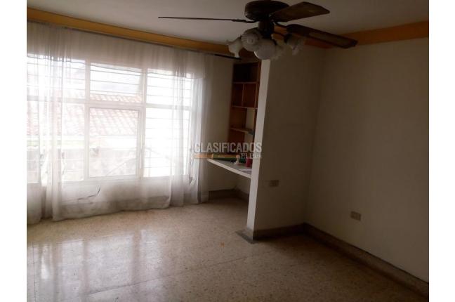 Casas, Venta, Prados del Norte - $685.000.000