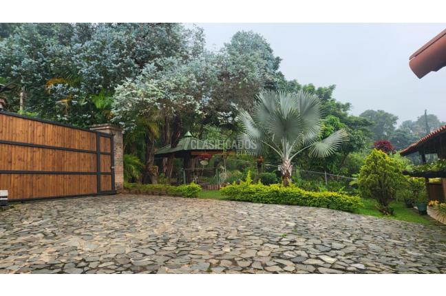 Casas, Venta, Yumbo - $2.500.000.000