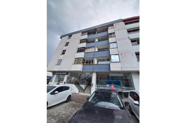 Apartamentos, Venta en Pereira