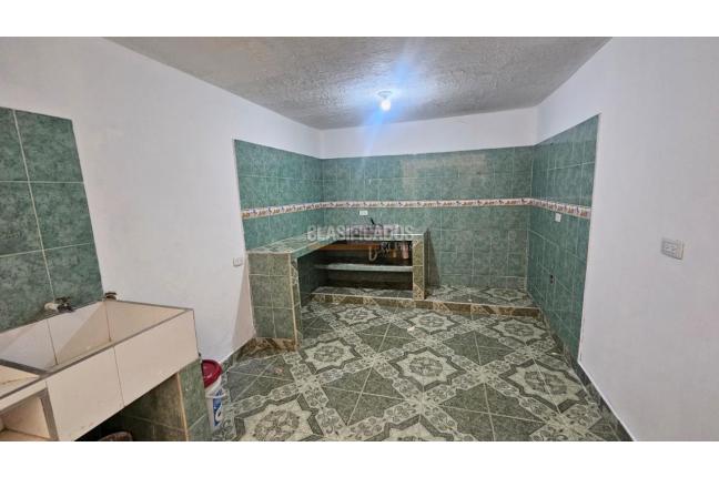 Casas, Alquiler, Los Guaduales - $1.000.000