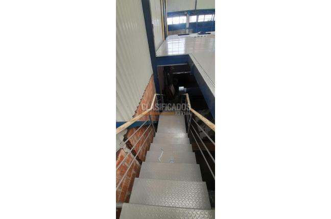 Locales y Bodegas, Venta, El Troncal - $1.800.000.000