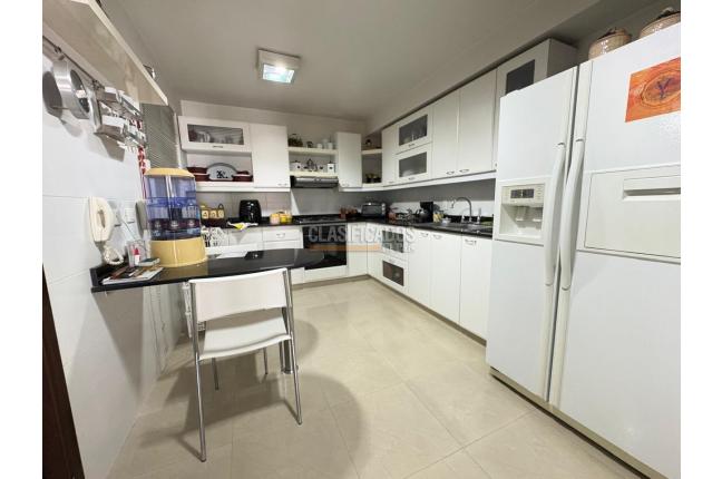 Apartamentos, Venta, Aguacatal - $1.400.000.000