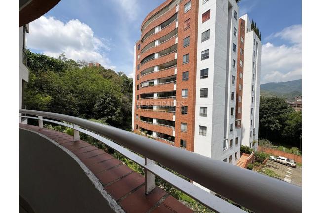 Apartamentos, Venta, Aguacatal - $1.400.000.000