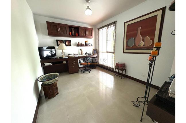 Apartamentos, Venta, Aguacatal - $1.400.000.000