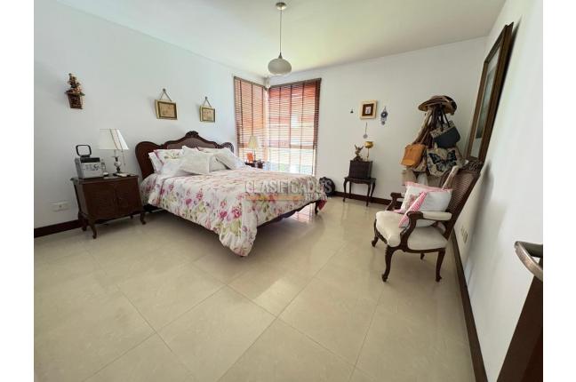 Apartamentos, Venta, Aguacatal - $1.400.000.000