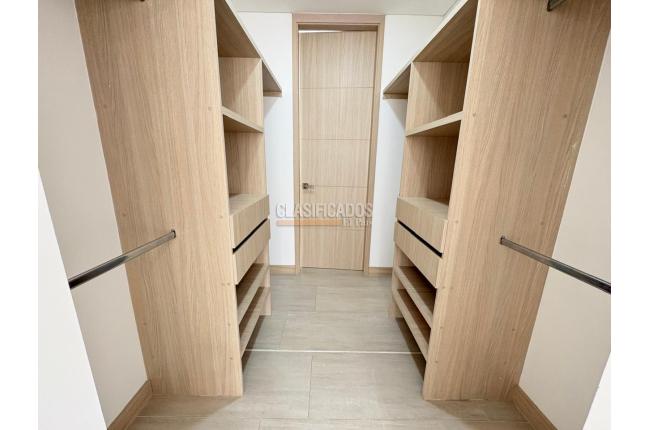 Apartamentos, Alquiler, Cristales - $4.400.000