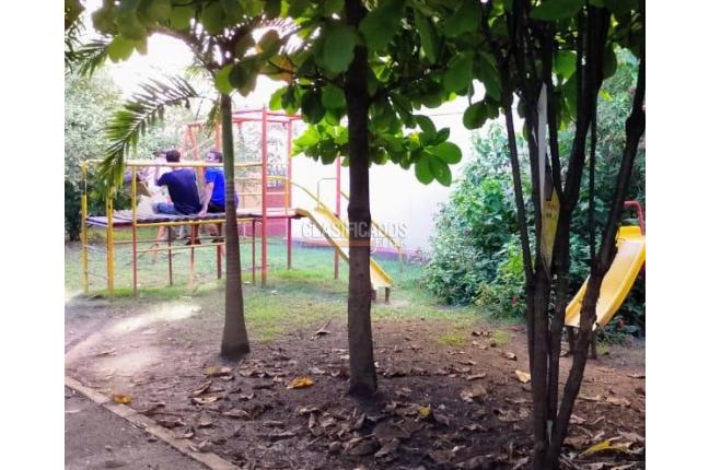 Apartamentos, Venta, Puente del Comercio - $165.000.000