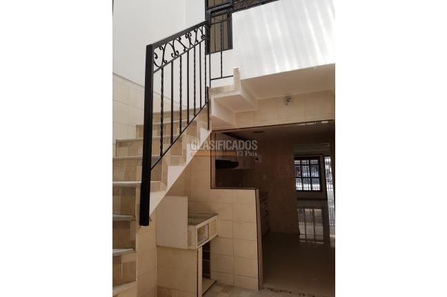 Casas, Alquiler, Palmeras del Norte - $1.800.000