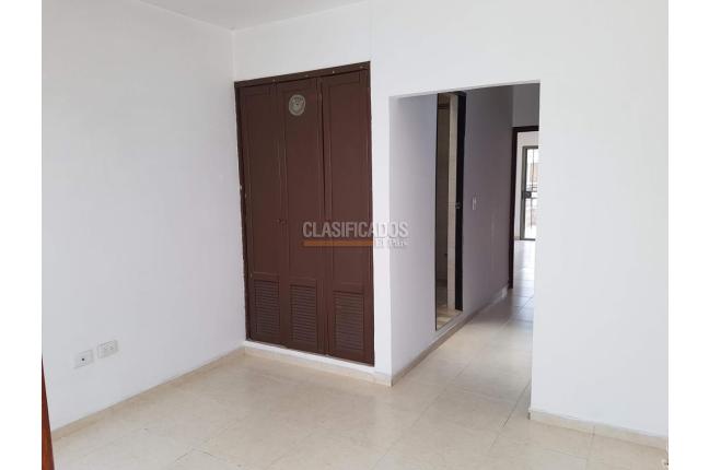 Casas, Alquiler, Palmeras del Norte - $1.800.000