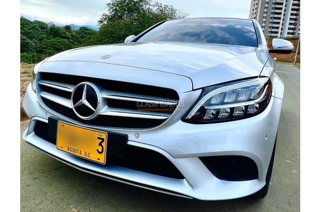 Mercedes Benz 180 2019