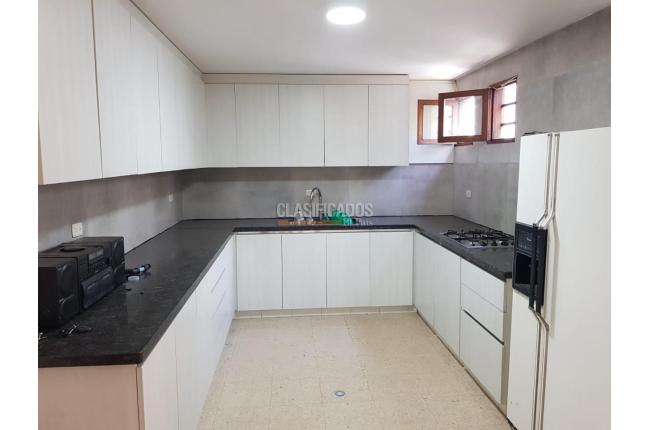 Casas, Venta, Ciudad Jardín - $5.000.000.000