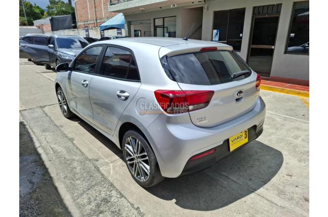 Kia Rio 2021 - $61.900.000