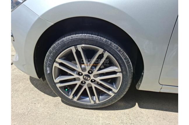 Kia Rio 2021 - $61.900.000