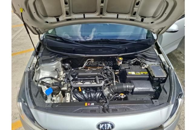 Kia Rio 2021 - $61.900.000