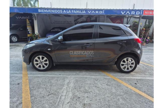 Mazda 2 2015 - $41.900.000