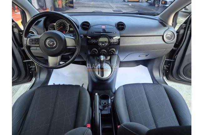 Mazda 2 2015 - $41.900.000