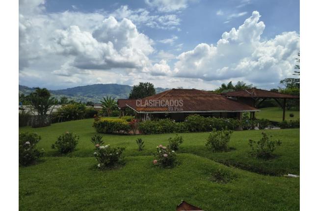 Fincas y Casas Campestres, Venta en Calima (Darién)