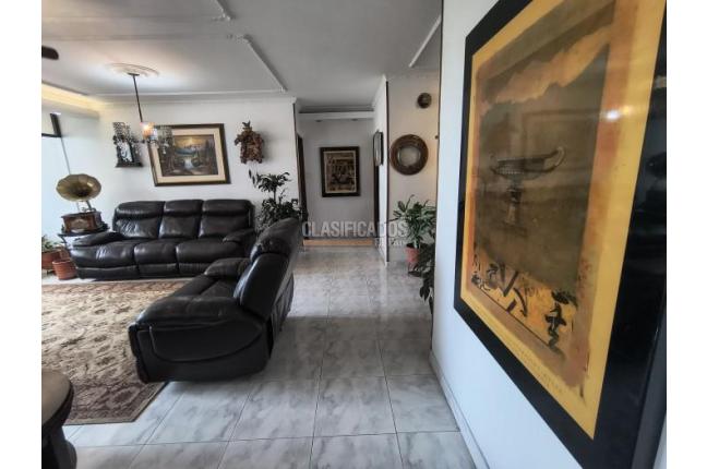 Apartamentos, Venta, Versalles - $385.000.000