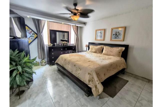 Apartamentos, Venta, Versalles - $385.000.000