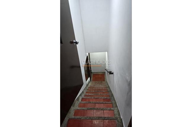 Locales y Bodegas, Alquiler, Las Delicias - $8.900.000