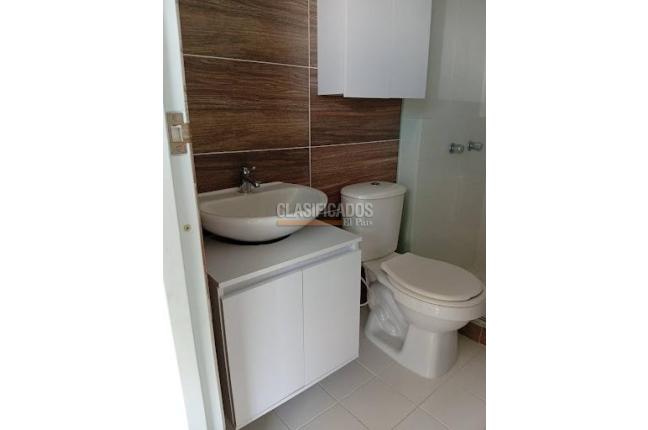 Apartamentos, Alquiler, Poblado Campestre - $850.000