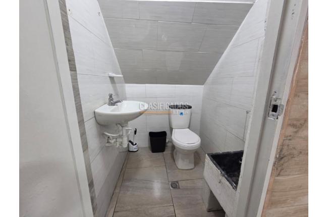 Locales y Bodegas, Alquiler, Pereira - $3.800.000