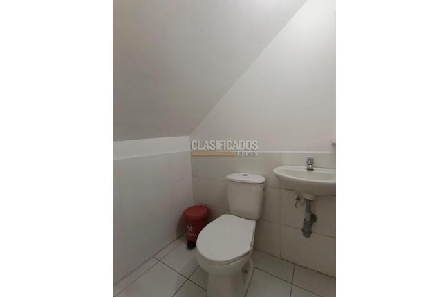 Locales y Bodegas, Alquiler, Caldas - $2.200.000