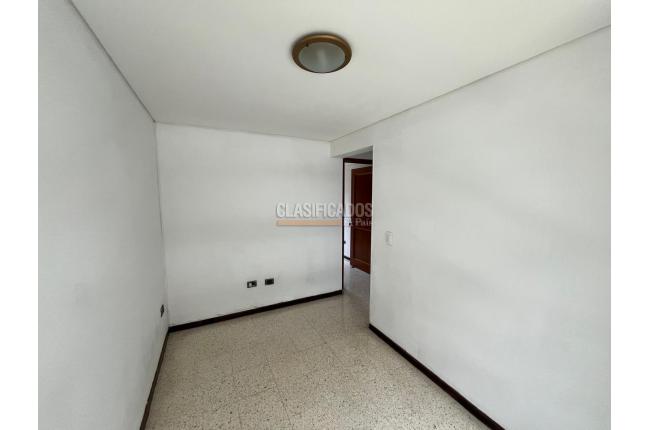 Apartamentos, Alquiler, Portal de la Estación - $3.500.000