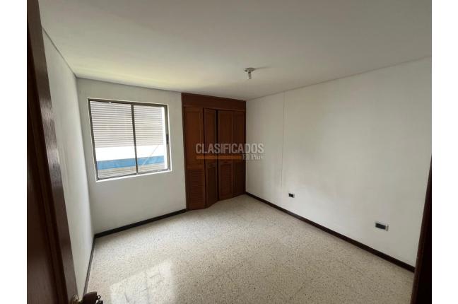 Apartamentos, Alquiler, Portal de la Estación - $3.500.000