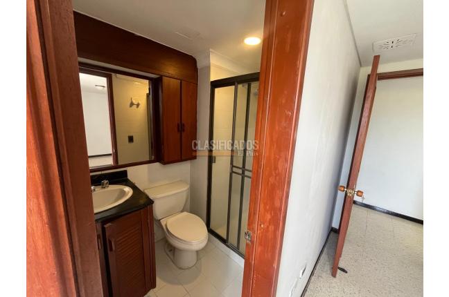 Apartamentos, Alquiler, Portal de la Estación - $3.500.000