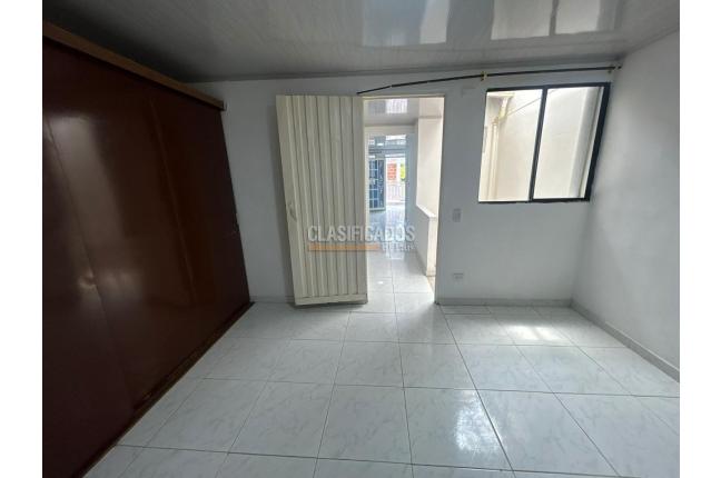 Apartamentos, Alquiler, Ciudad Córdoba - $800.000