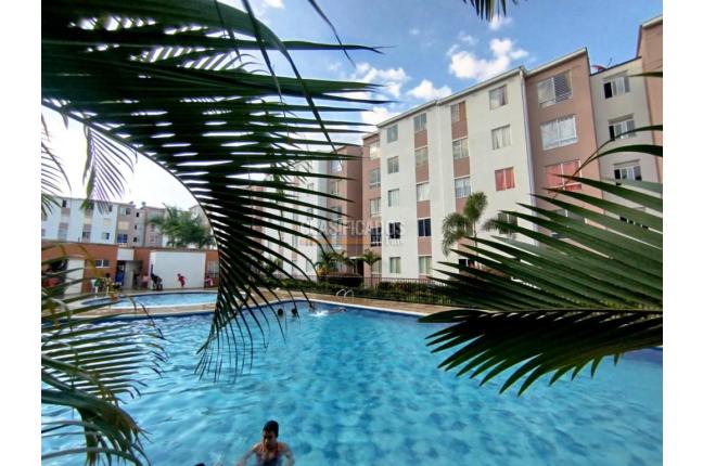 Apartamentos, Alquiler, Candelaria - $700.000