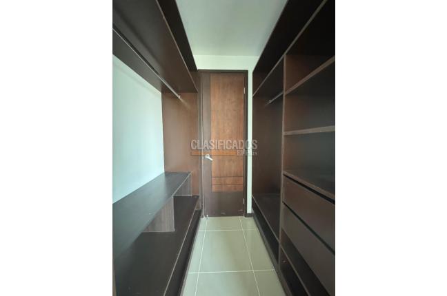 Apartaestudios, Alquiler, Cerro Cristales - $2.600.000