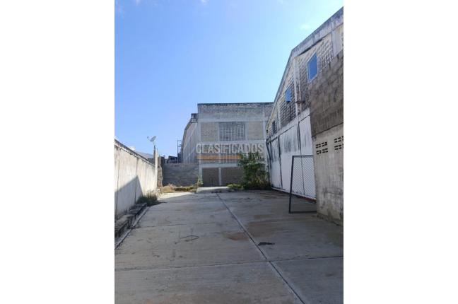 Locales y Bodegas, Alquiler, Barranquilla - $42.000.000