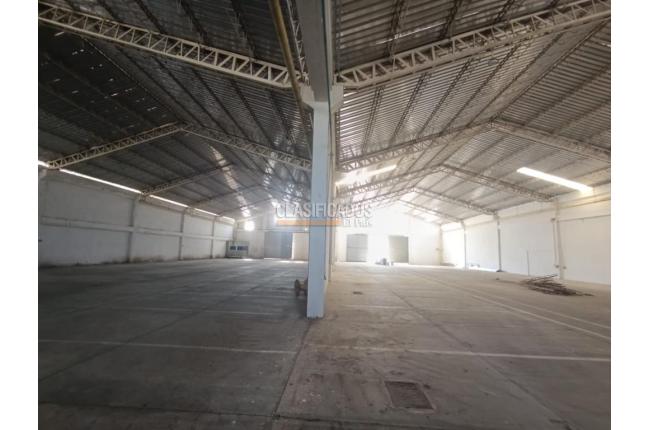 Locales y Bodegas, Alquiler, Barranquilla - $49.000.000