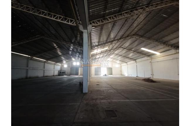 Locales y Bodegas, Alquiler, Barranquilla - $49.000.000