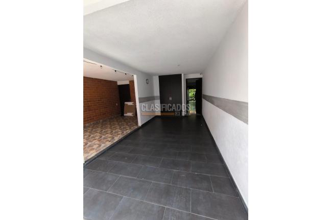 Casas, Venta en Valle del Lili