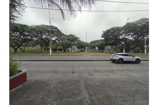 Locales y Bodegas, Alquiler, Capri - $3.900.000