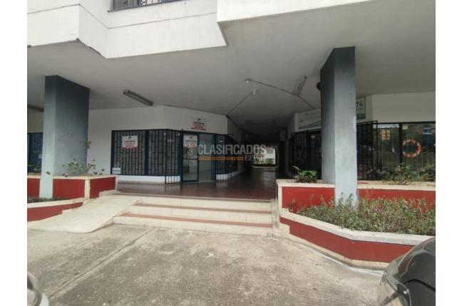 Locales y Bodegas, Alquiler, Capri - $3.900.000