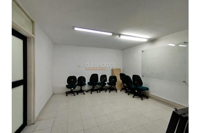 Oficinas y Consultorios, Alquiler, La Flora - $6.500.000