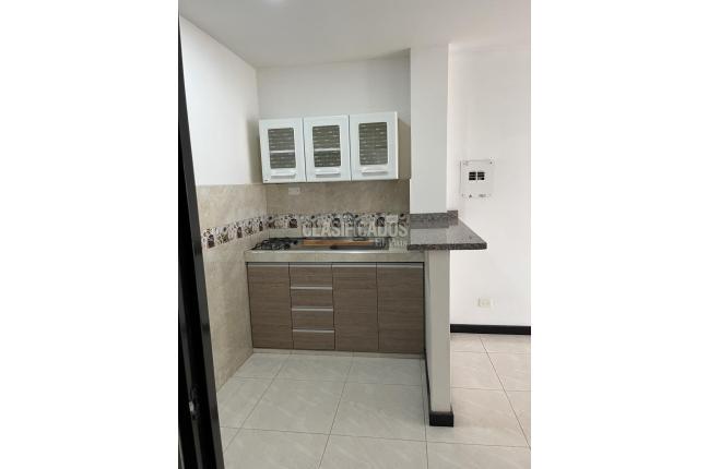 Apartamentos, Alquiler, El Trébol - $850.000