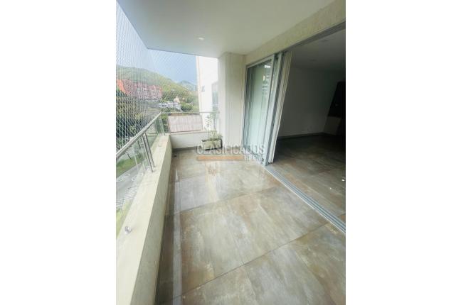 Apartamentos, Venta, Cristales - $700.000.000