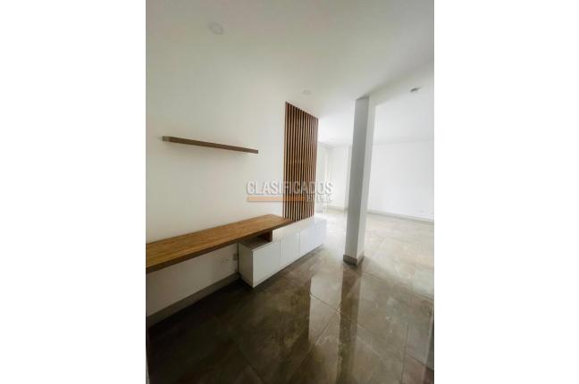 Apartamentos, Venta, Cristales - $700.000.000