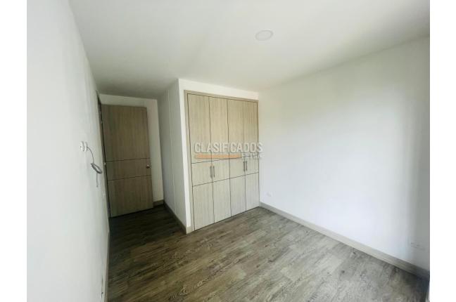 Apartamentos, Venta, Cristales - $700.000.000